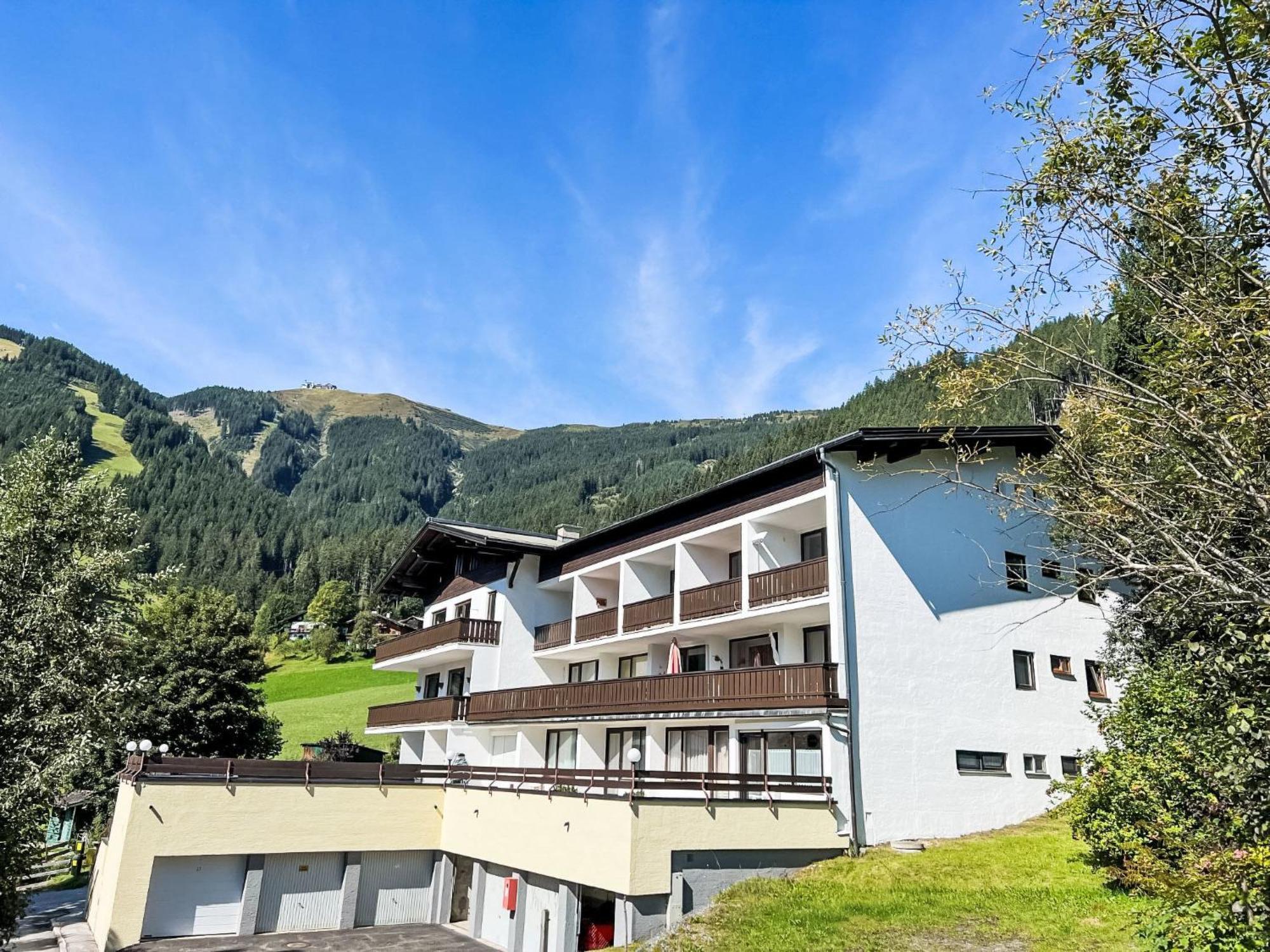 Apartment Holger By Interhome Zell am See Bagian luar foto