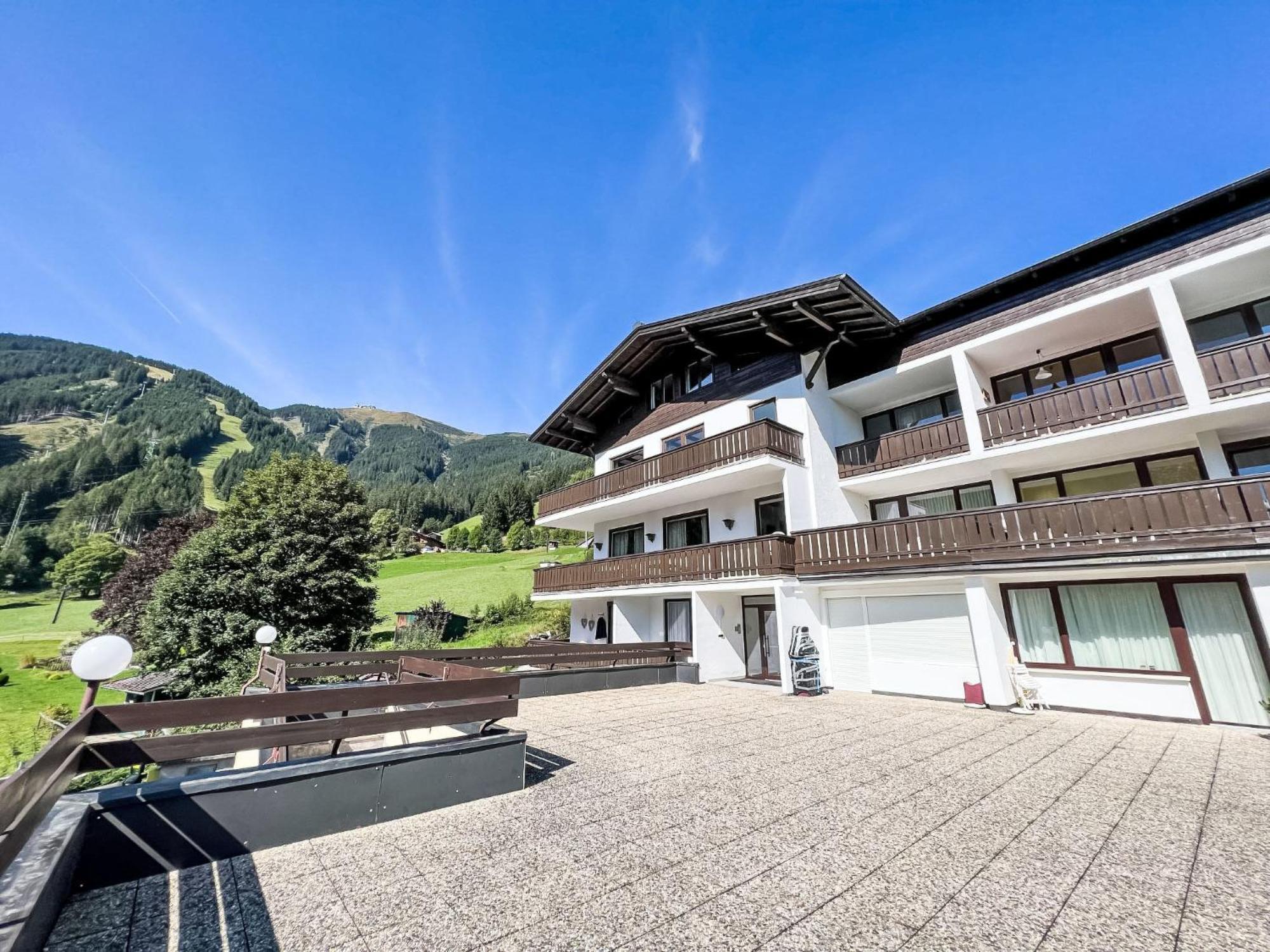 Apartment Holger By Interhome Zell am See Bagian luar foto