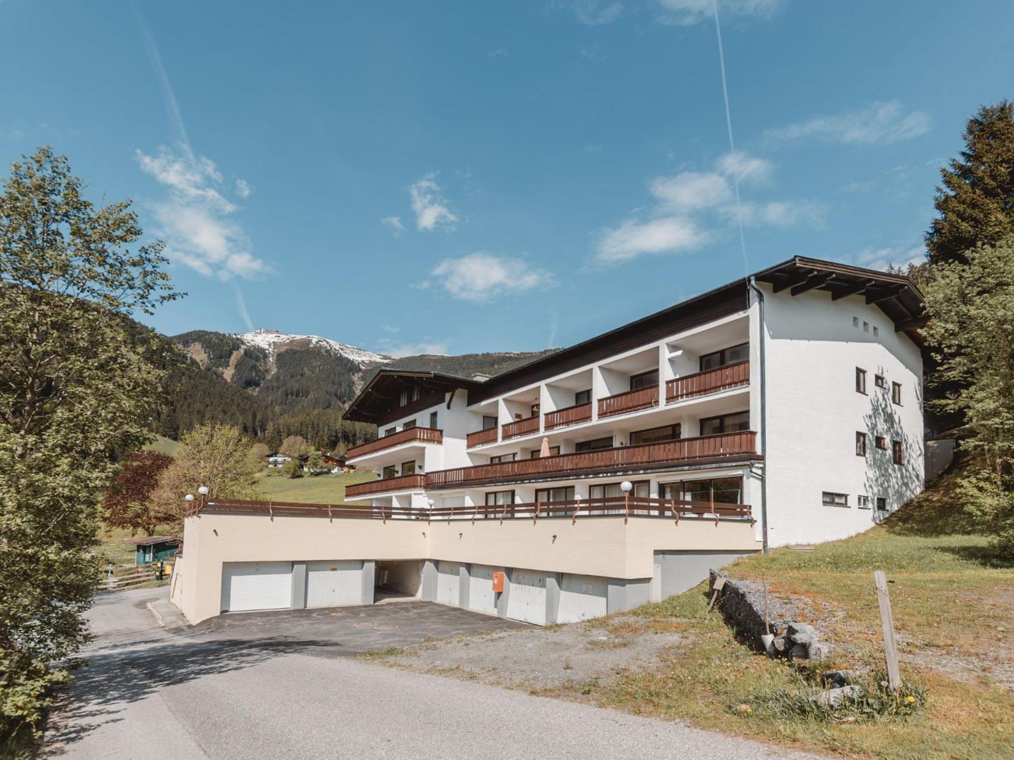 Apartment Holger By Interhome Zell am See Bagian luar foto