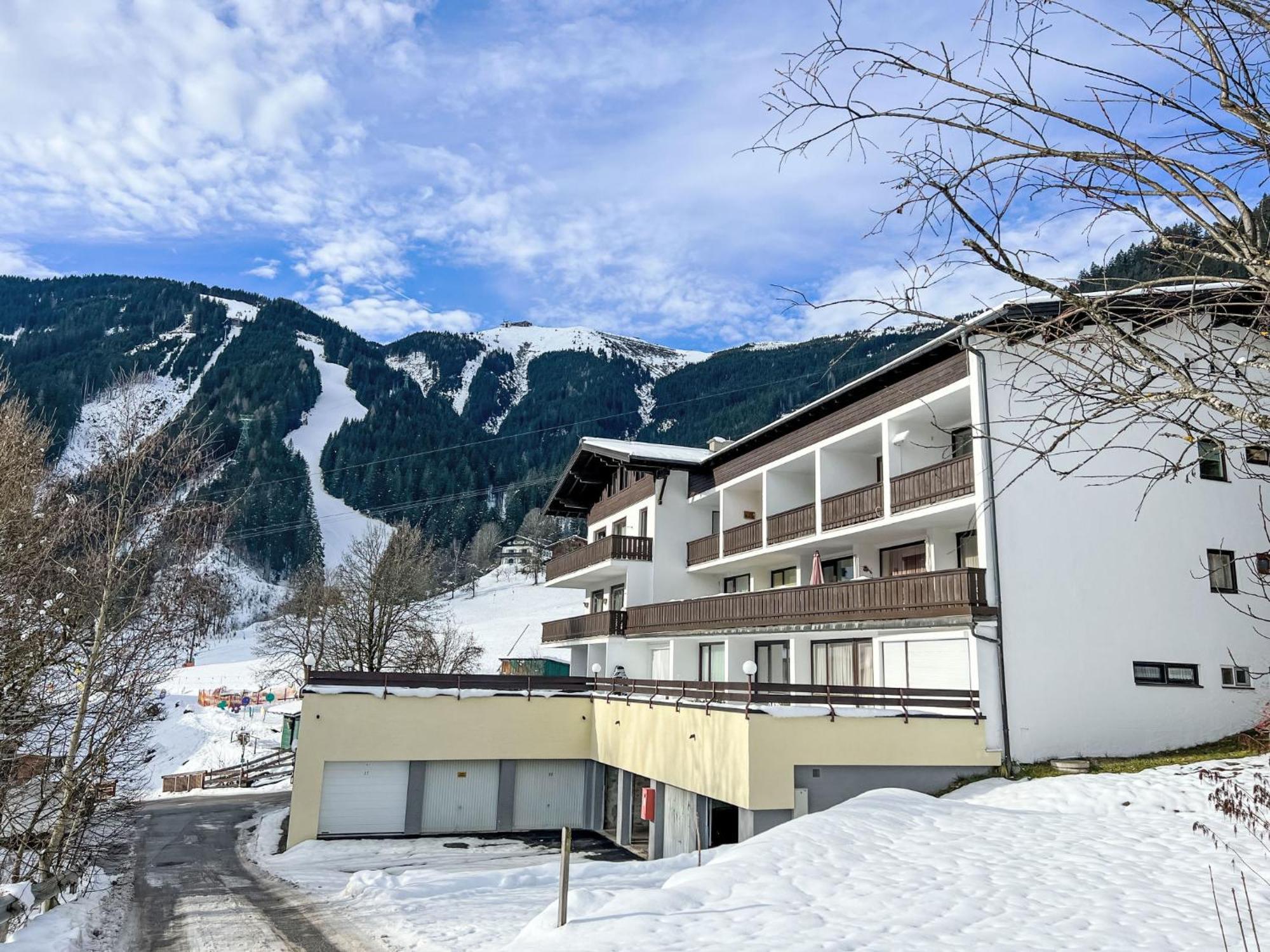 Apartment Holger By Interhome Zell am See Bagian luar foto